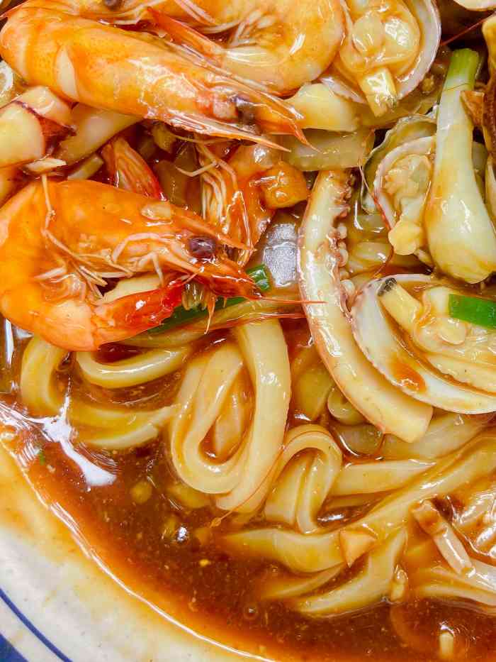 马三姐海鲜捞粉店-"[薄荷]环境:网红店真的露天的环境,街边.