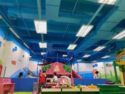 -莫莉幻想儿童乐园(武汉保利广场店)