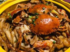 -多嘴肉蟹煲(华联店)