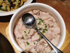 芋头蒸排骨-费大厨辣椒炒肉(万家丽一店)
