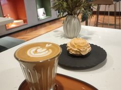 -潮一不贰·法式甜品·生日蛋糕·西式简餐(外滩店)