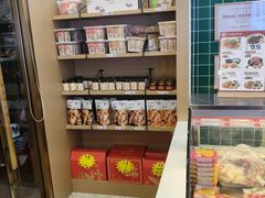 -向妈妈鲜卤(南湖金地店)