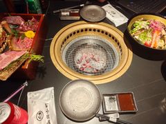 -山川小町·极番烧肉(新地假日广场店)