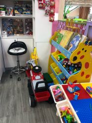 点击看大图 -快乐童剪儿童理发(升龙国际店)