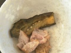 -粘豆包柴火铁锅炖