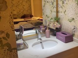 -蕾蕾美颜美容美体