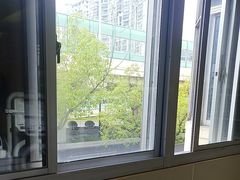 -上海仁爱医院口腔科 · 种植