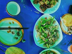 -超越海鲜屋(飞龙物业店)