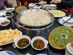 -老来福·非遗酸汤兔(凯旋路店)