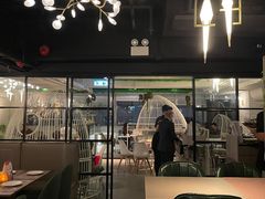-Oasis Bar & Grill