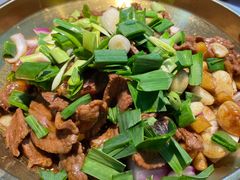 干锅牛肉煲-食光慢宴·安吉土菜馆