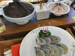 -小天鹅火锅·一线江景洪鼎旗舰店(洪崖洞店)