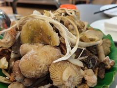 -野菌园·野生菌火锅首创第一家(关兴路总店)