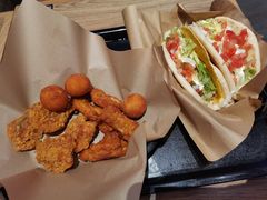 -Taco Bell 塔可贝尔(东方明珠店)