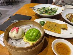 -乐忻皇朝(上海中心大厦店)