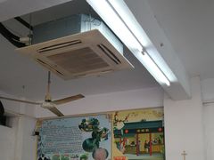 -老四家黄东明牛肉丸