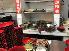 自助调料区-春和面馆(常德路店)