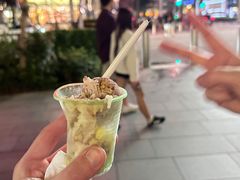 -詹爷爷乌节路街头冰淇淋
