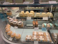 面包甜点陈列柜-六贤记(杭州龙湖滨江天街店)