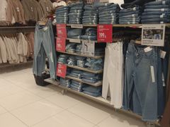 -优衣库(苏州天虹CCMall石路店)