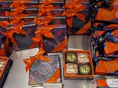 -VENCHI 闻绮(北京国贸商城店)