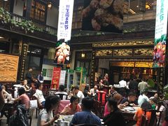 大堂-蔼若春.传承三十年云南菜(金碧公园店)