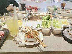 -海底捞火锅(新松江路生日主题店)