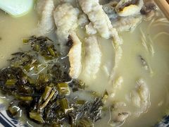 -明呈黄鱼面馆(斜土路店)