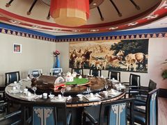 包厢-蒙古人烤羊大师·绿野餐厅(工农大路店)