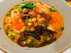 -百春原湖南牛肉粉(百联世纪店)