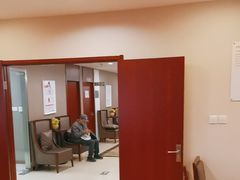 -爱康国宾体检中心(五角场万达广场分院)