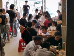 -邱芳粉店(迎宾大道旗舰店)