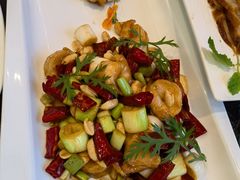 宫保虾球-正德楼果木烤鸭·渔家菜(东港店)