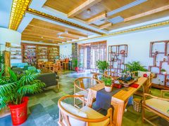 -湖光月色临湖音乐餐厅(台儿庄古城店)