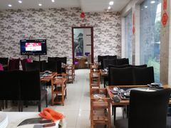 -老刘生态大鱼坊铁锅炖鱼(赛马场店)