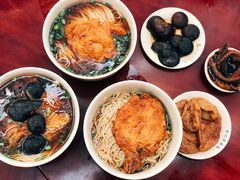 大排香菇面-伟记奥面馆(养育巷店)