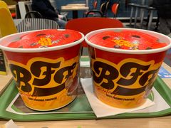-麦当劳(轻轨曹杨路店)