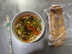 -中山牛肉肥肠粉面馆(军工社区店)