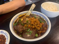 招牌血旺-冯四孃跷脚牛肉·非物质文化遗产店