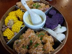 -黄桷树曹家私房菜(江与城店)