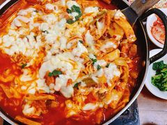 -亲昵春川鸡排(韩国美食街店)