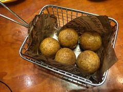 -BHC炸鸡(明洞总店)