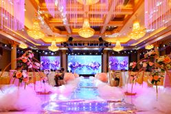 -艾米婚纱&婚礼策划