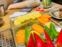 -鑫釜山海鲜烧烤(鑫丰国际店)