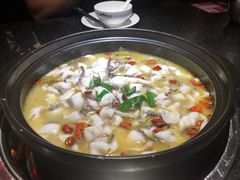 中辣酸菜鱼-周渝食惦酸菜鱼(青浦店)