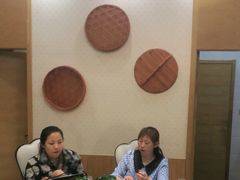 -香山湖家家宴(中山陵店)