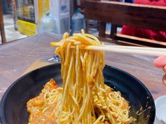 蟹脚热干面-沈记烧烤海鲜(江汉二路店)