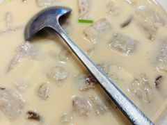 双味腊肠香芋煲-万龙洲海鲜(大兴绿地缤纷城店)