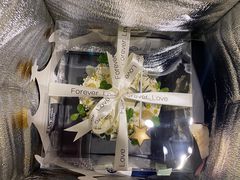 -小苍兰风铃草·礼物蛋糕(沈阳店)