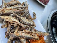 -黄利砖万峰林布依特色酸笋牛肉馆